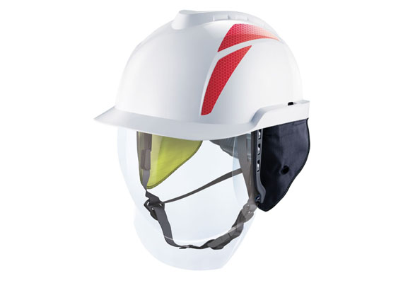 Balanced and lightweight electrician's safety helmet, non-vented, with 6-point Fas-Trac® III ratchet suspension, GS-ET-29 class 1 (4kA) face shield certified for protection against arc flash. For use where top impact hazards to the head, chemical splash, Ultra-Violet radiation, molten metal splash or electric arc to the face exist.