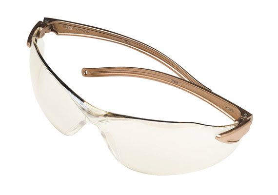 Purpose-built to offer excellent side and front impact protection, Vista Eyewear safeguards against flying debris and projectiles. Adjustable, lightweight, single polycarbonate lens offers optimal position of wear.