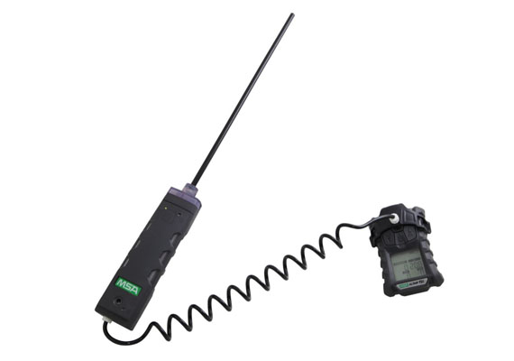 The ALTAIR Pump Probe is a rugged sampling accessory for MSA gas detection instruments. Capable of drawing samples from up to 50ft (15m) away with standard sampling line, quickly convert diffusion instruments for use in remote sampling applications. Visual inspection of filter and quick change components simplify maintainence.
